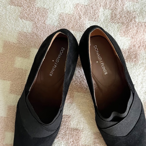 Donald Pliner Pacha Suede and Elastic Pumps Sz 10, EUC - Picture 4 of 5